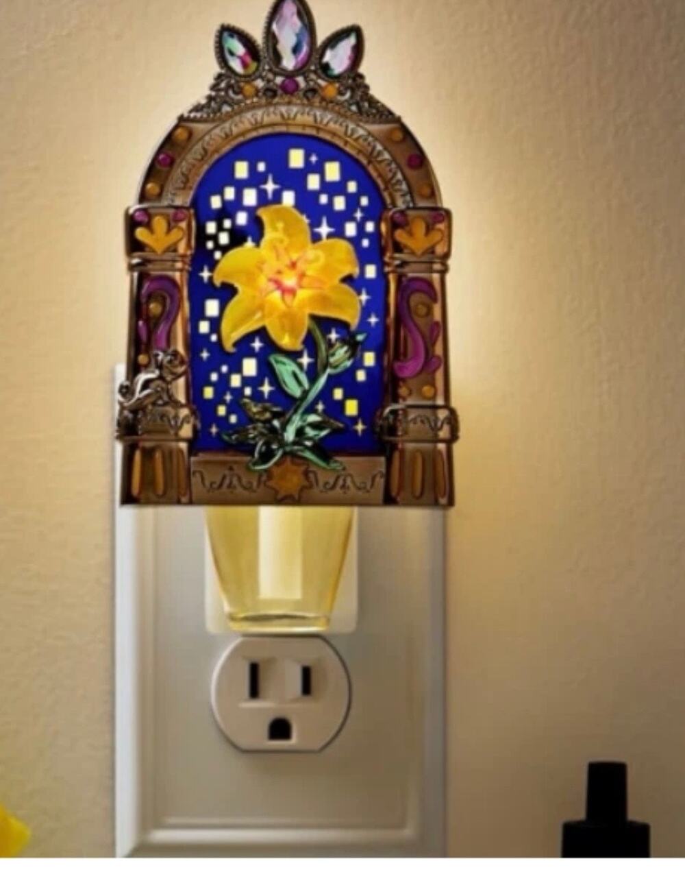 Bath & Body Works - Disney Princess - Rapunzel Wallflower Fragrance Nightlight